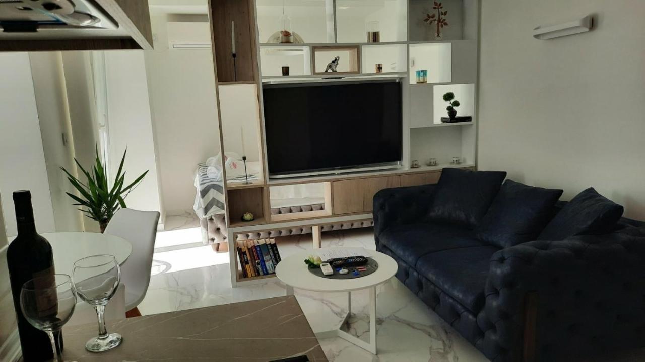 Luxury Apartment Iva Skopje Esterno foto