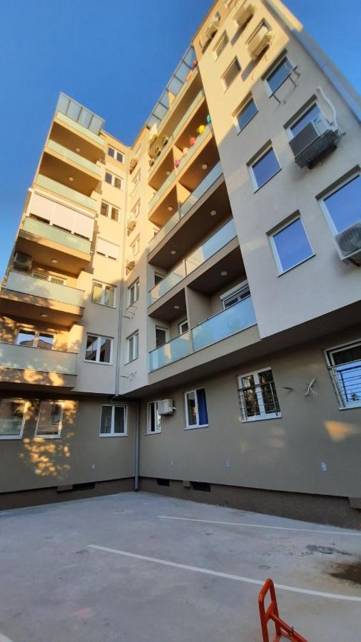 Luxury Apartment Iva Skopje Esterno foto