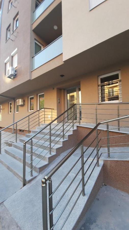 Luxury Apartment Iva Skopje Esterno foto