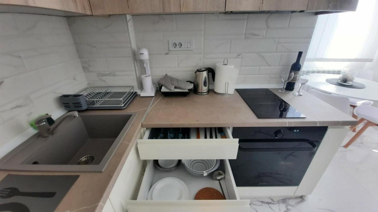 Luxury Apartment Iva Skopje Esterno foto