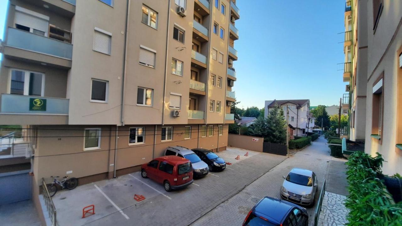 Luxury Apartment Iva Skopje Esterno foto