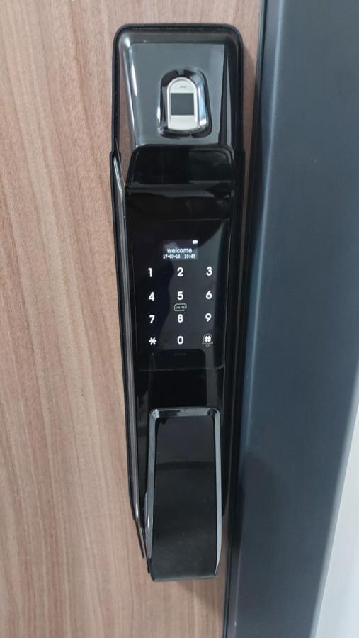 Luxury Apartment Iva Skopje Esterno foto