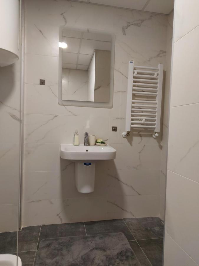 Luxury Apartment Iva Skopje Esterno foto